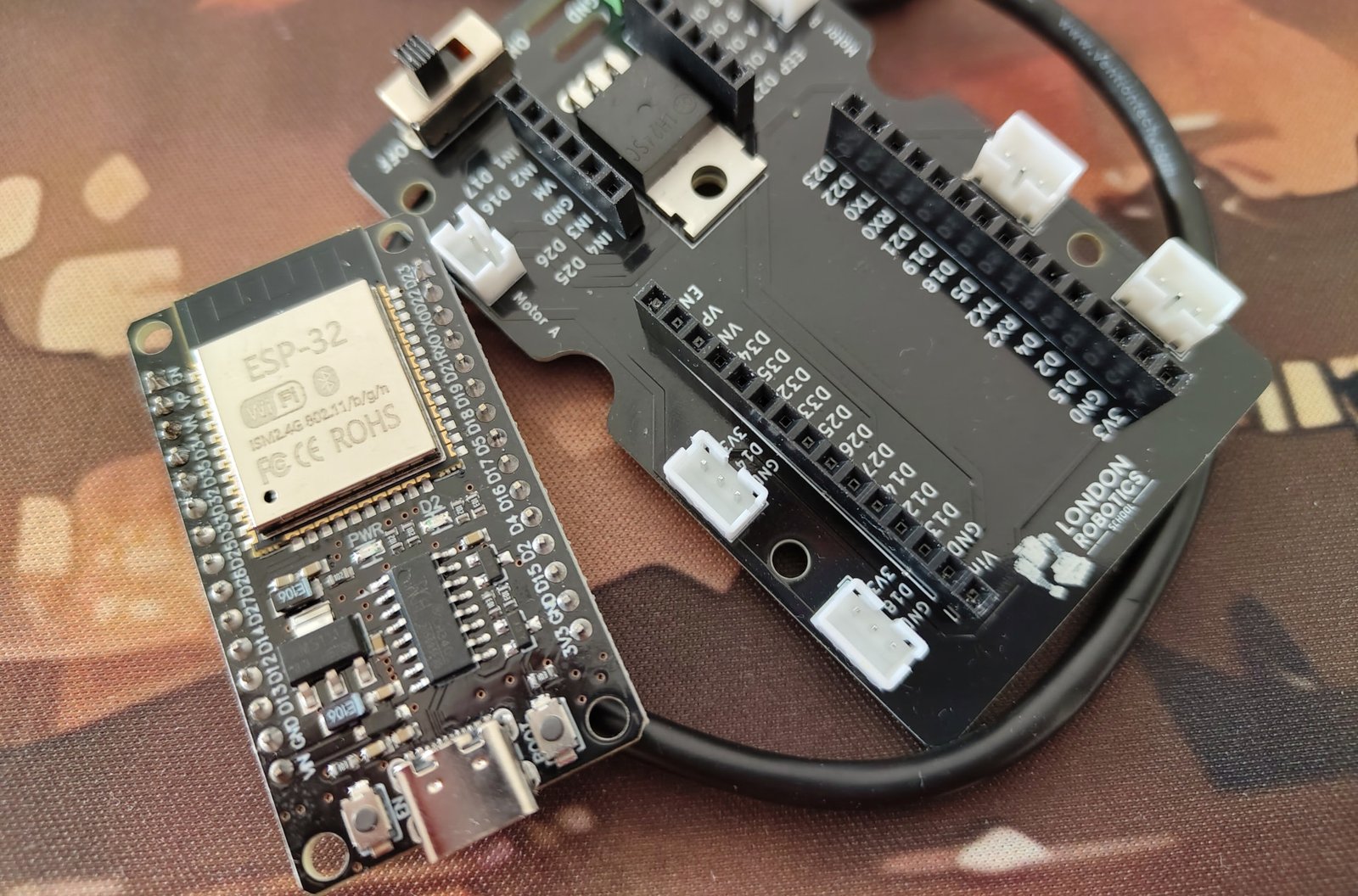 The Trial class. Robotics: Arduino C or Block-based coding — hands-on robotics class